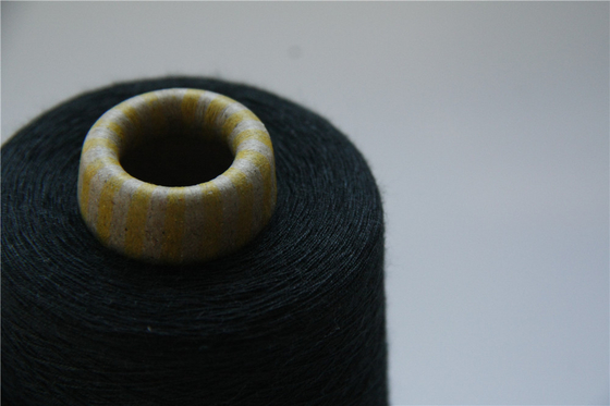 Perlawanan UV Dope Dyed Aramid Blended Yarn High Elongation 1.5kg Per Cone