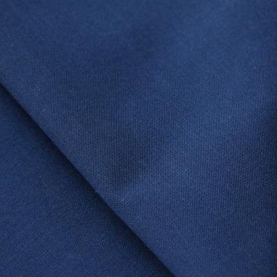 EN ISO 11611 150gsm 93% Meta Aramid 5% Para Aramid 2% Kain Meta Aramid Antistatik Untuk Minyak Kimia