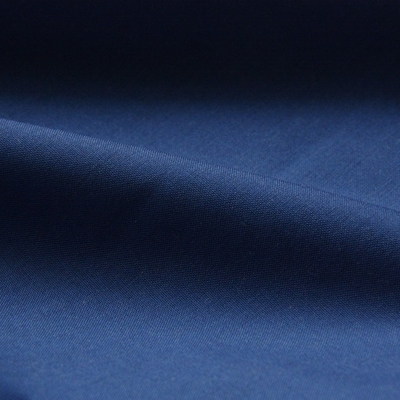 EN ISO 11611 150gsm 93% Meta Aramid 5% Para Aramid 2% Kain Meta Aramid Antistatik Untuk Minyak Kimia