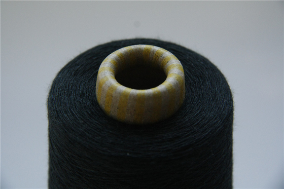 Perlawanan UV Dope Dyed Aramid Blended Yarn High Elongation 1.5kg Per Cone